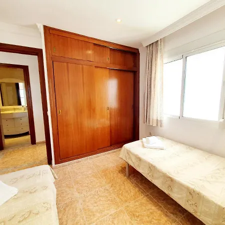 Luna Seafront Apartament