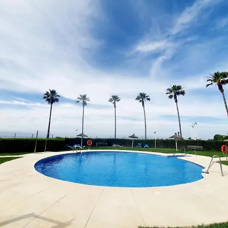 Luna Seafront Apartament